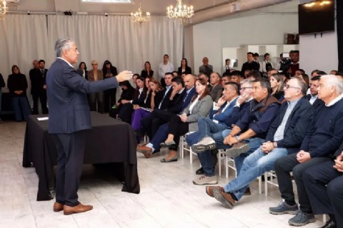 La Provincia presentó a intendentes el plan de créditos hipotecarios que lanzará el 8 de mayo