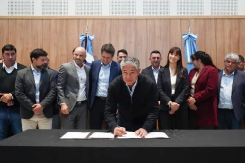 La Provincia acelera la regularización de tierras para que más familias puedan acceder a sus escrituras