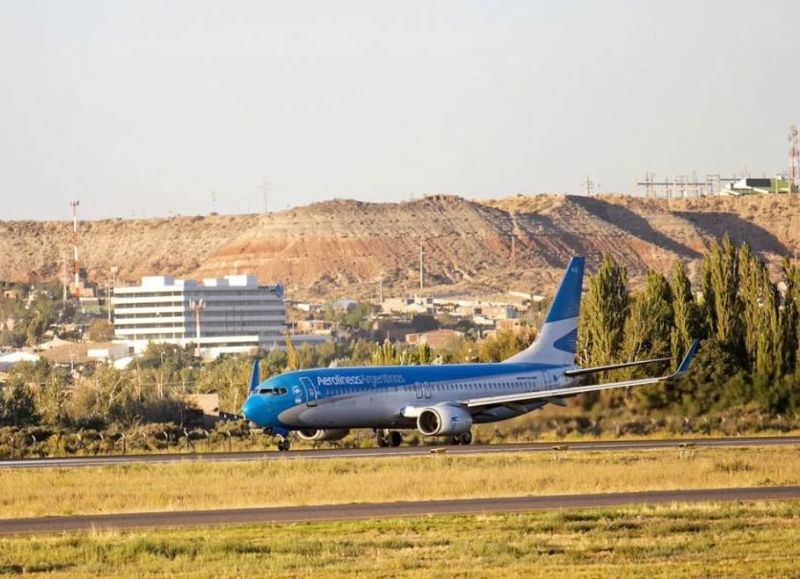 Neuquén cerró noviembre con un fuerte incremento en el movimiento aéreo