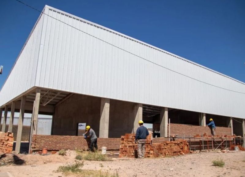 La ampliación de la EPET 17 alcanza el 50 por ciento de avance y supera los 3.982 millones de pesos de inversión