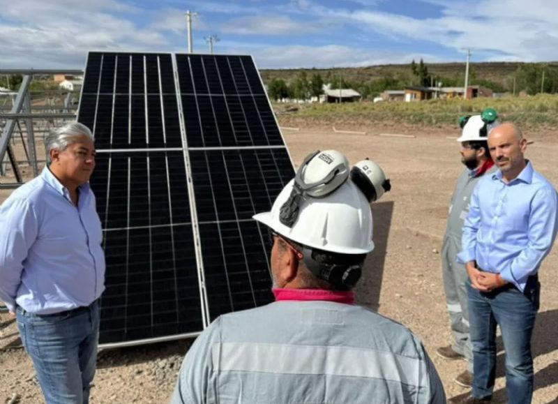 Avanza a buen ritmo la construcción del parque solar en Los Chihuidos