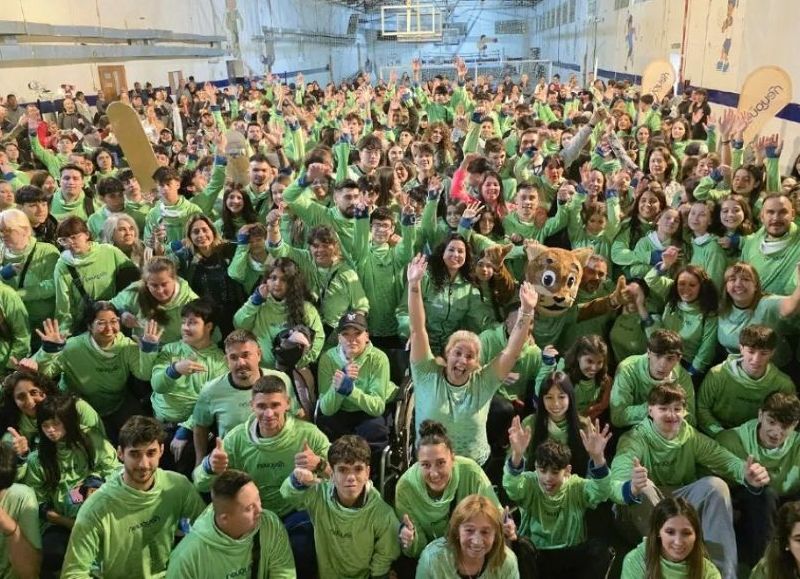 Numerosa delegación neuquina participa de los Juegos Deportivos Nacionales Evita