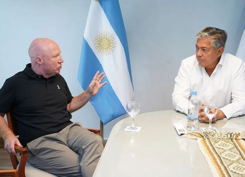 Campus de Tecnificación de Fútbol: Figueroa recibió a Carlos Mac Allister en Neuquén