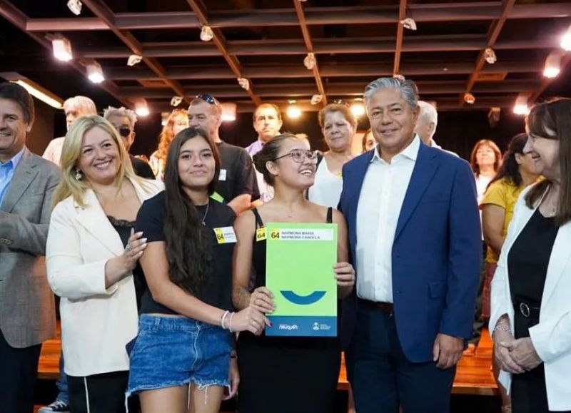 Figueroa: “No puede pasar desapercibida en la provincia la gente que pagó su casa”