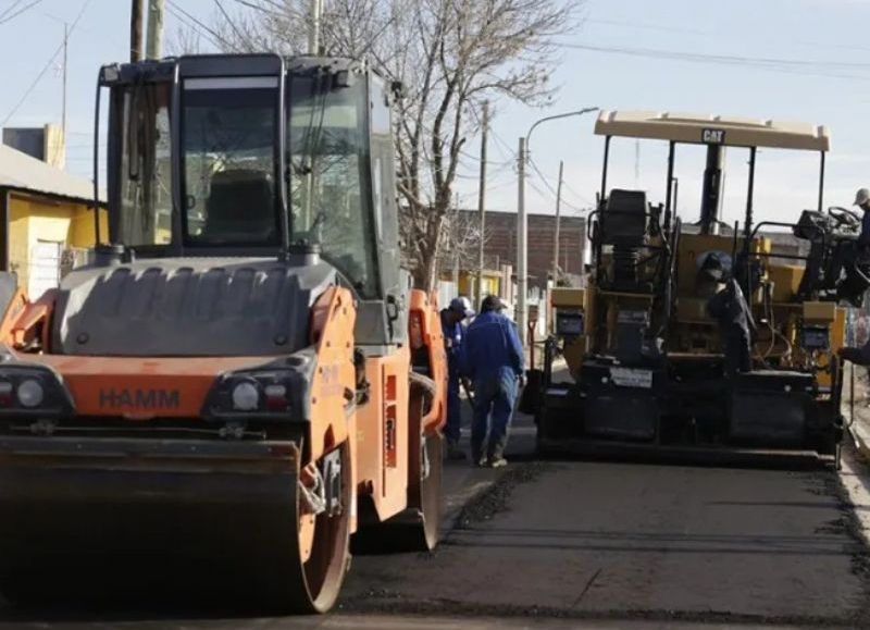 La Provincia financiará una importante obra de asfalto en Senillosa
