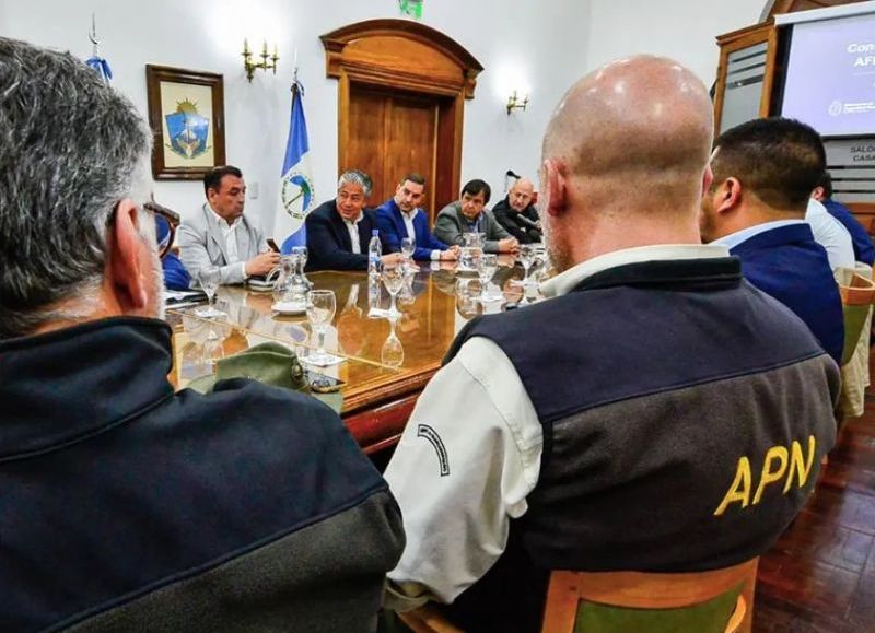 La Provincia planifica acciones para prevenir y combatir incendios en la Patagonia