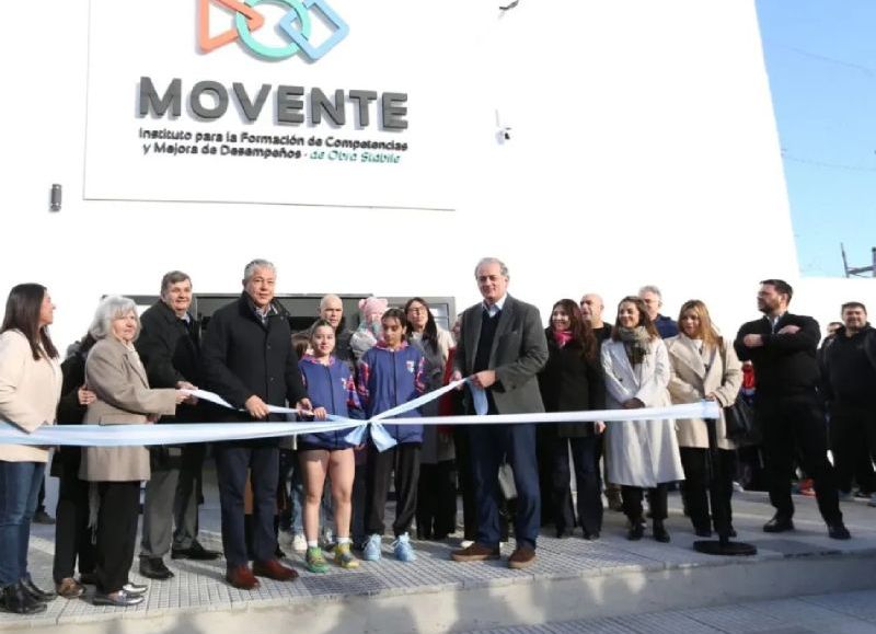Con una inversión provincial de 50 millones de pesos, el Gobierno del Neuquén concretó una etapa clave de la obra a través del Programa Clubes Sociales. 