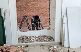 Avanzan las tareas de reparación en escuelas durante el receso invernal