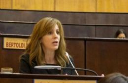 El papelón de Lorena Parrilli: intentó caranchear políticamente y quedó en ridículo