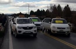 Taxistas de Junín de los Andes levantaron corte de ruta tras lograr aumento tarifario