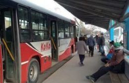 AUDIO | Ko Ko cortó el servicio de colectivos entre Neuquén y Senillosa por reclamo de subsidios