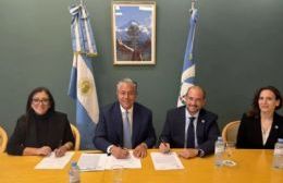 Chevron y Pampa Energía sumaron su aporte a las becas Gregorio Álvarez de Neuquén