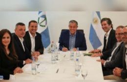 Figueroa sobre el convenio que firmó con la Fundación YPF: "El empleo para los neuquinos es nuestra prioridad"