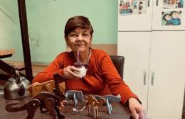 La vida después de la fábrica: Gloria Godoy, la ceramista que moldea nuevas artes con sus manos