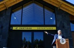 Figueroa inauguró el sector de partidas del aeropuerto Chapelco 