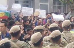 Organizaciones gremiales, sociales y de pueblos originarios marcharán pedir la liberación de las mujeres mapuches