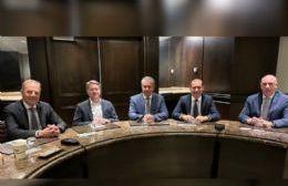 Gutiérrez y Figueroa se reunieron con autoridades de la petrolera ExxonMobil en Washington