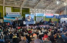La militancia le da la espalda a Parrilli y Martínez y abraza la "neuquinidad" de Figueroa