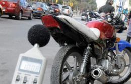 Secuestraron trece motos por ruidos molestos y alcoholemia positiva en la ciudad capital 